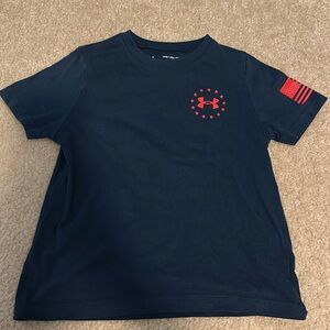 The best patriotic kids shirt, good condition